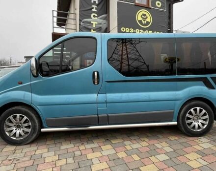 Синий Рено Трафик, объемом двигателя 1.9 л и пробегом 363 тыс. км за 6250 $, фото 3 на Automoto.ua