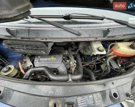 Синій Рено Трафік, об'ємом двигуна 1.9 л та пробігом 284 тис. км за 7000 $, фото 10 на Automoto.ua