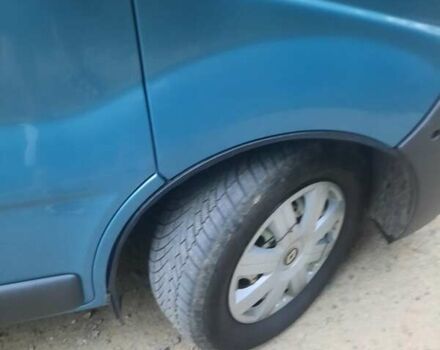 Синій Рено Трафік, об'ємом двигуна 1.87 л та пробігом 310 тис. км за 7200 $, фото 3 на Automoto.ua