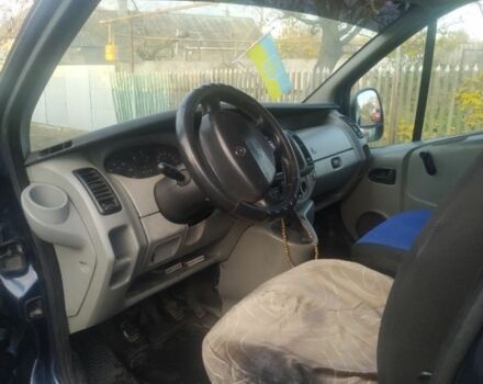 Синий Рено Трафик, объемом двигателя 1.9 л и пробегом 400 тыс. км за 7000 $, фото 4 на Automoto.ua