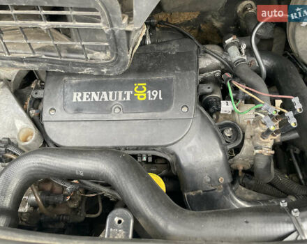 Синий Рено Трафик, объемом двигателя 1.9 л и пробегом 455 тыс. км за 7400 $, фото 22 на Automoto.ua