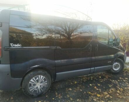 Синий Рено Трафик, объемом двигателя 1.9 л и пробегом 400 тыс. км за 7000 $, фото 1 на Automoto.ua