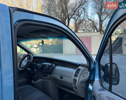 Синий Рено Трафик, объемом двигателя 1.9 л и пробегом 221 тыс. км за 7200 $, фото 13 на Automoto.ua