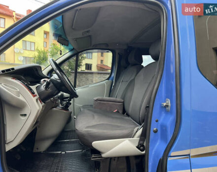 Синий Рено Трафик, объемом двигателя 1.9 л и пробегом 310 тыс. км за 8000 $, фото 40 на Automoto.ua
