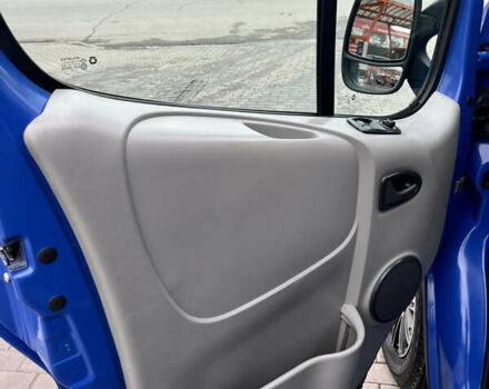 Синий Рено Трафик, объемом двигателя 2.46 л и пробегом 368 тыс. км за 9600 $, фото 20 на Automoto.ua