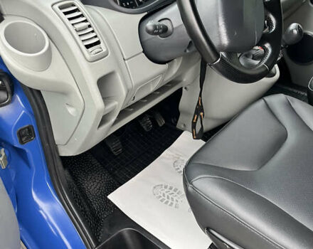 Синий Рено Трафик, объемом двигателя 2.46 л и пробегом 368 тыс. км за 9600 $, фото 15 на Automoto.ua