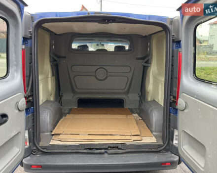 Синий Рено Трафик, объемом двигателя 1.87 л и пробегом 286 тыс. км за 7800 $, фото 25 на Automoto.ua