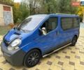 Синий Рено Трафик, объемом двигателя 1.87 л и пробегом 380 тыс. км за 8000 $, фото 2 на Automoto.ua