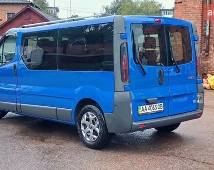 Синій Рено Трафік, об'ємом двигуна 1.87 л та пробігом 270 тис. км за 8950 $, фото 4 на Automoto.ua