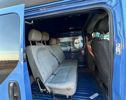 Синий Рено Трафик, объемом двигателя 2.46 л и пробегом 300 тыс. км за 6999 $, фото 5 на Automoto.ua