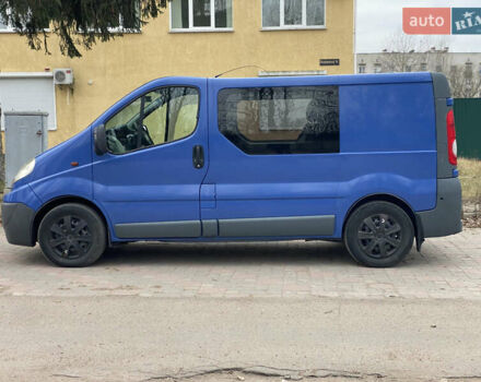 Синій Рено Трафік, об'ємом двигуна 2 л та пробігом 398 тис. км за 8000 $, фото 7 на Automoto.ua