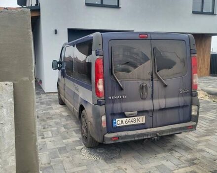 Синий Рено Трафик, объемом двигателя 2.5 л и пробегом 377 тыс. км за 9500 $, фото 3 на Automoto.ua