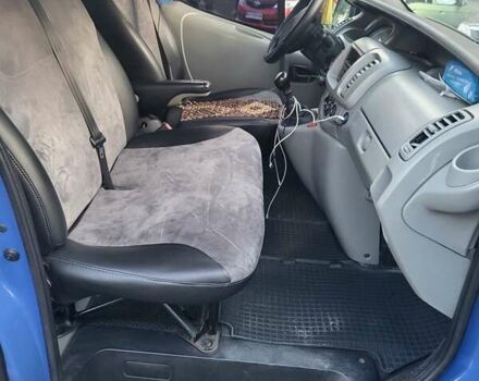 Синий Рено Трафик, объемом двигателя 2 л и пробегом 410 тыс. км за 10999 $, фото 21 на Automoto.ua