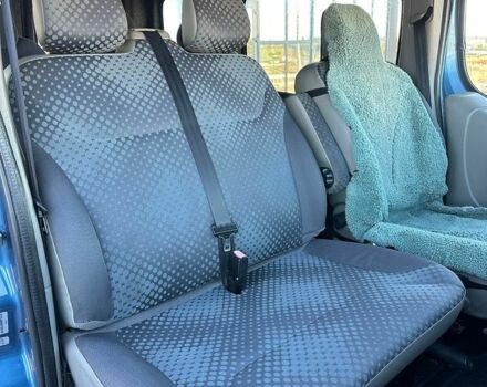 Синій Рено Трафік, об'ємом двигуна 2 л та пробігом 280 тис. км за 8800 $, фото 25 на Automoto.ua