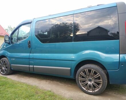 Синий Рено Трафик, объемом двигателя 2.5 л и пробегом 341 тыс. км за 13600 $, фото 2 на Automoto.ua