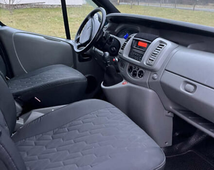 Синий Рено Трафик, объемом двигателя 2.5 л и пробегом 297 тыс. км за 10700 $, фото 20 на Automoto.ua