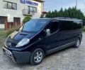 Синий Рено Трафик, объемом двигателя 2 л и пробегом 370 тыс. км за 11000 $, фото 1 на Automoto.ua