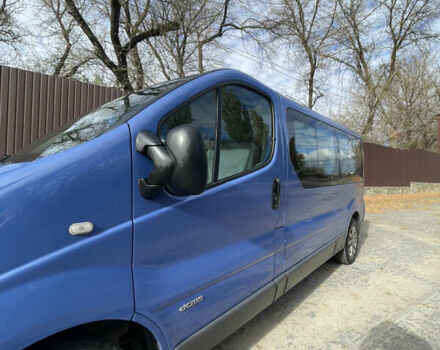 Рено Трафик 2009 в Львове на Automoto.ua Синий Рено Трафик, объемом двигателя 2 л и пробегом 440 тыс. км за 9800 $, фото 9 на Automoto.ua