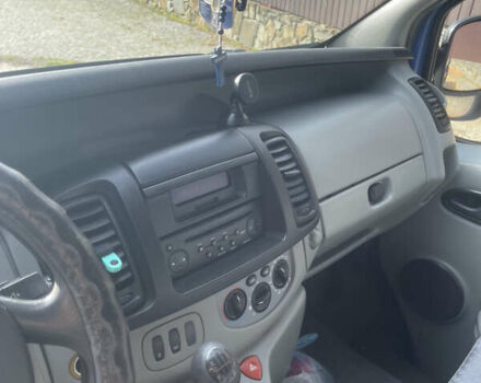 Рено Трафик 2009 в Львове на Automoto.ua Синий Рено Трафик, объемом двигателя 2 л и пробегом 440 тыс. км за 9800 $, фото 32 на Automoto.ua