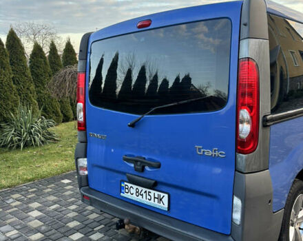 Синій Рено Трафік, об'ємом двигуна 2 л та пробігом 471 тис. км за 8650 $, фото 4 на Automoto.ua