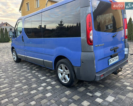 Синій Рено Трафік, об'ємом двигуна 2 л та пробігом 471 тис. км за 8650 $, фото 6 на Automoto.ua