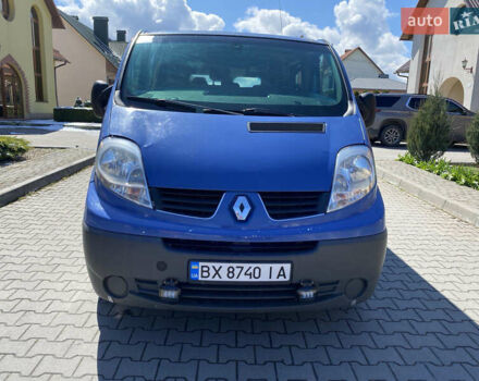 Синий Рено Трафик, объемом двигателя 2 л и пробегом 360 тыс. км за 8600 $, фото 1 на Automoto.ua