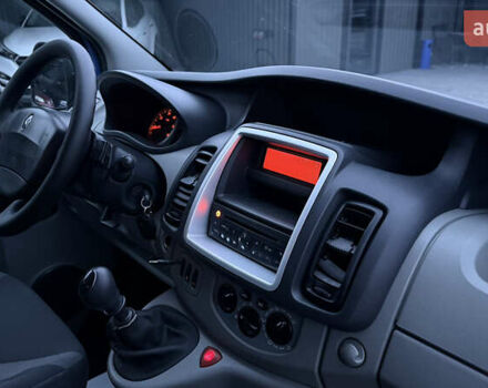 Синій Рено Трафік, об'ємом двигуна 2 л та пробігом 260 тис. км за 11750 $, фото 23 на Automoto.ua