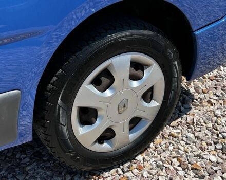 Синій Рено Трафік, об'ємом двигуна 2 л та пробігом 170 тис. км за 7800 $, фото 15 на Automoto.ua