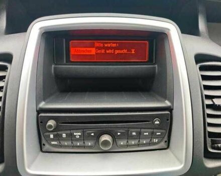 Синій Рено Трафік, об'ємом двигуна 2.5 л та пробігом 100 тис. км за 9500 $, фото 11 на Automoto.ua