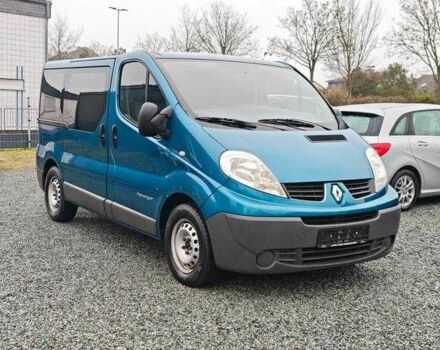 Синій Рено Трафік, об'ємом двигуна 2.5 л та пробігом 100 тис. км за 9500 $, фото 2 на Automoto.ua