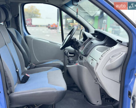 Синий Рено Трафик, объемом двигателя 2 л и пробегом 280 тыс. км за 10450 $, фото 14 на Automoto.ua