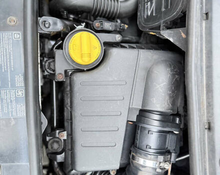 Синий Рено Трафик, объемом двигателя 2 л и пробегом 280 тыс. км за 10450 $, фото 27 на Automoto.ua