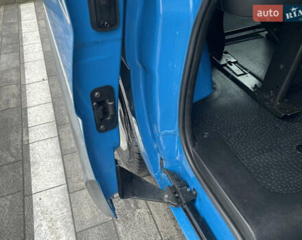 Синій Рено Трафік, об'ємом двигуна 2 л та пробігом 118 тис. км за 15200 $, фото 31 на Automoto.ua