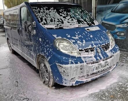 Синий Рено Трафик, объемом двигателя 2 л и пробегом 254 тыс. км за 13900 $, фото 5 на Automoto.ua