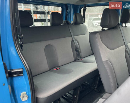 Синій Рено Трафік, об'ємом двигуна 2 л та пробігом 118 тис. км за 15200 $, фото 28 на Automoto.ua