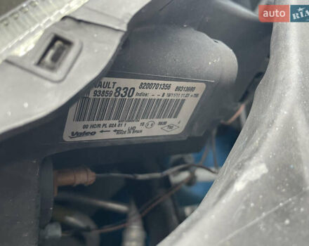 Синій Рено Трафік, об'ємом двигуна 2 л та пробігом 118 тис. км за 15200 $, фото 54 на Automoto.ua