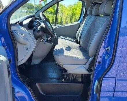 Синій Рено Трафік, об'ємом двигуна 2 л та пробігом 215 тис. км за 9200 $, фото 13 на Automoto.ua