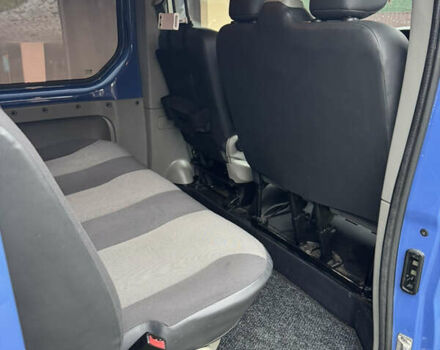 Синій Рено Трафік, об'ємом двигуна 2 л та пробігом 284 тис. км за 12500 $, фото 11 на Automoto.ua