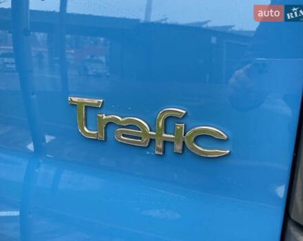 Синий Рено Трафик, объемом двигателя 2 л и пробегом 118 тыс. км за 14950 $, фото 14 на Automoto.ua