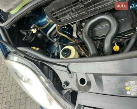 Синій Рено Трафік, об'ємом двигуна 2 л та пробігом 288 тис. км за 13500 $, фото 27 на Automoto.ua