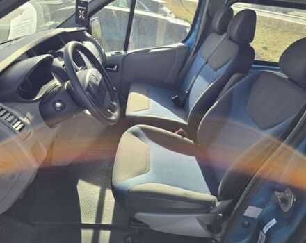 Синій Рено Трафік, об'ємом двигуна 2 л та пробігом 161 тис. км за 8200 $, фото 9 на Automoto.ua