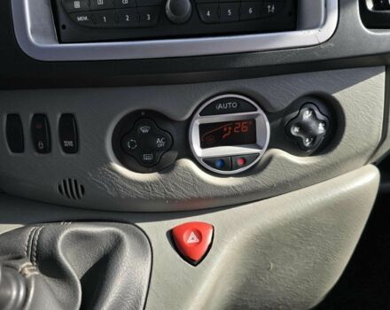 Рено Трафік 2012 у Хмельницькому на Automoto.ua Синій Рено Трафік, об'ємом двигуна 2 л та пробігом 161 тис. км за 8200 $, фото 16 на Automoto.ua