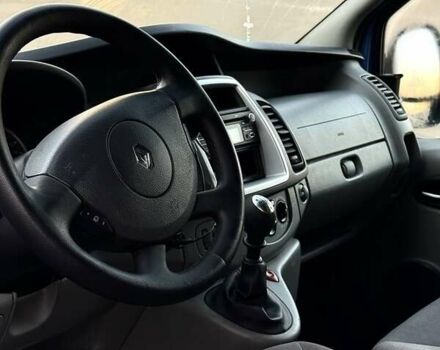 Синий Рено Трафик, объемом двигателя 2 л и пробегом 245 тыс. км за 14500 $, фото 3 на Automoto.ua