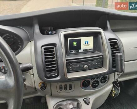 Синий Рено Трафик, объемом двигателя 2 л и пробегом 221 тыс. км за 13999 $, фото 2 на Automoto.ua