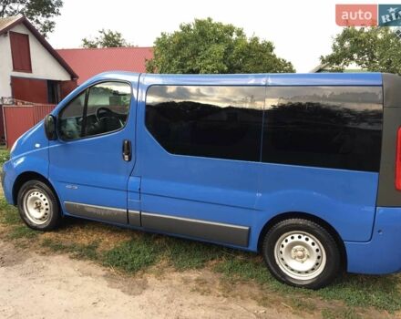 Синій Рено Трафік, об'ємом двигуна 2 л та пробігом 261 тис. км за 13200 $, фото 2 на Automoto.ua