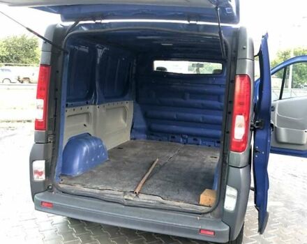 Синий Рено Трафик, объемом двигателя 2 л и пробегом 182 тыс. км за 9500 $, фото 9 на Automoto.ua