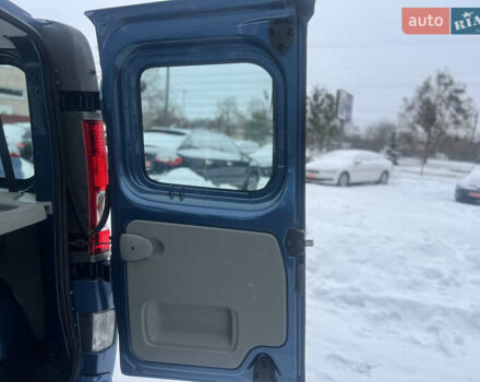 Синій Рено Трафік, об'ємом двигуна 2 л та пробігом 126 тис. км за 14999 $, фото 9 на Automoto.ua