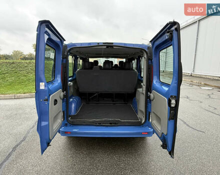 Синій Рено Трафік, об'ємом двигуна 2 л та пробігом 230 тис. км за 15800 $, фото 37 на Automoto.ua