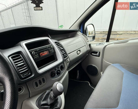 Синій Рено Трафік, об'ємом двигуна 2 л та пробігом 230 тис. км за 15800 $, фото 24 на Automoto.ua