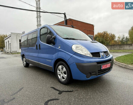 Синій Рено Трафік, об'ємом двигуна 2 л та пробігом 230 тис. км за 15800 $, фото 2 на Automoto.ua